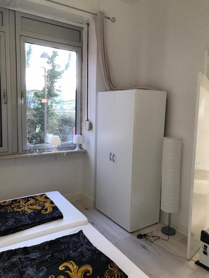 Roter Sandstein Zink Mainz Exteriör bild